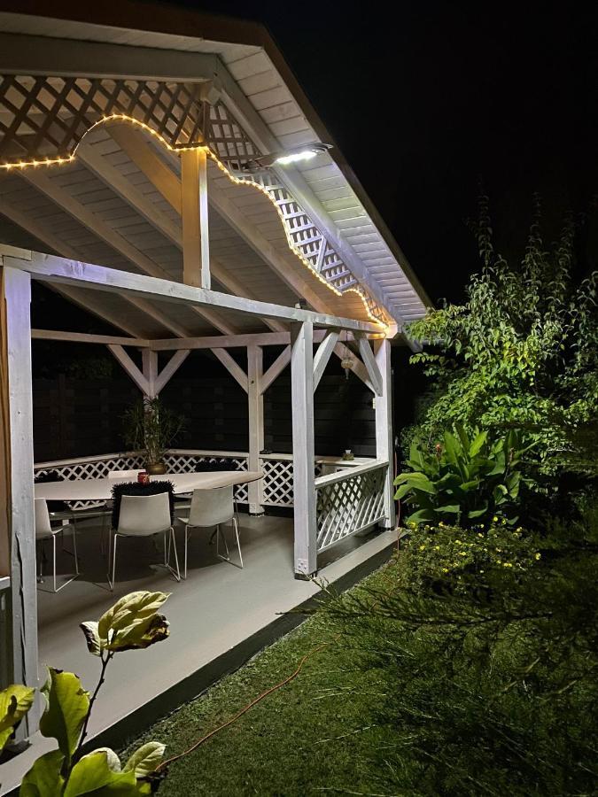 Tavirozsa Apartment Balatonfůzfő Bagian luar foto